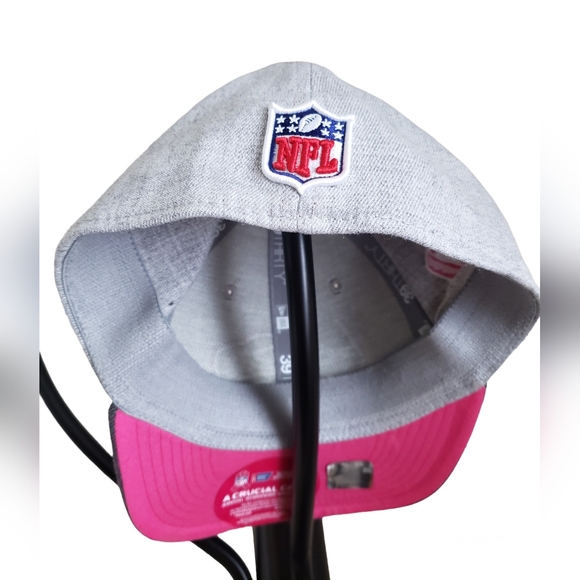 Seattle Seahawks Breast Cancer Awareness Ball Cap - Picture 4 of 8